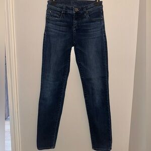 Perfect shape! Dark straight Jean size 2